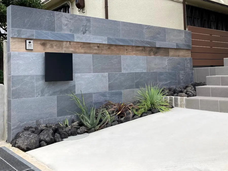 造作門柱 施工例 磁器質タイル