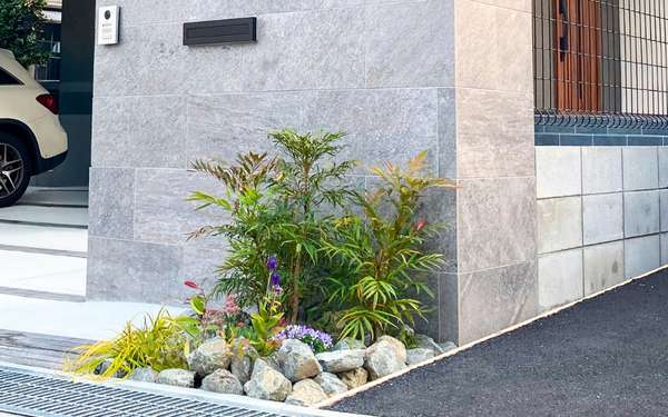 植栽のある外構